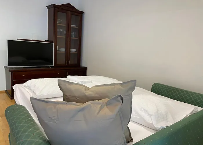 公寓 International House Mit Blick Auf Berge Zw 8